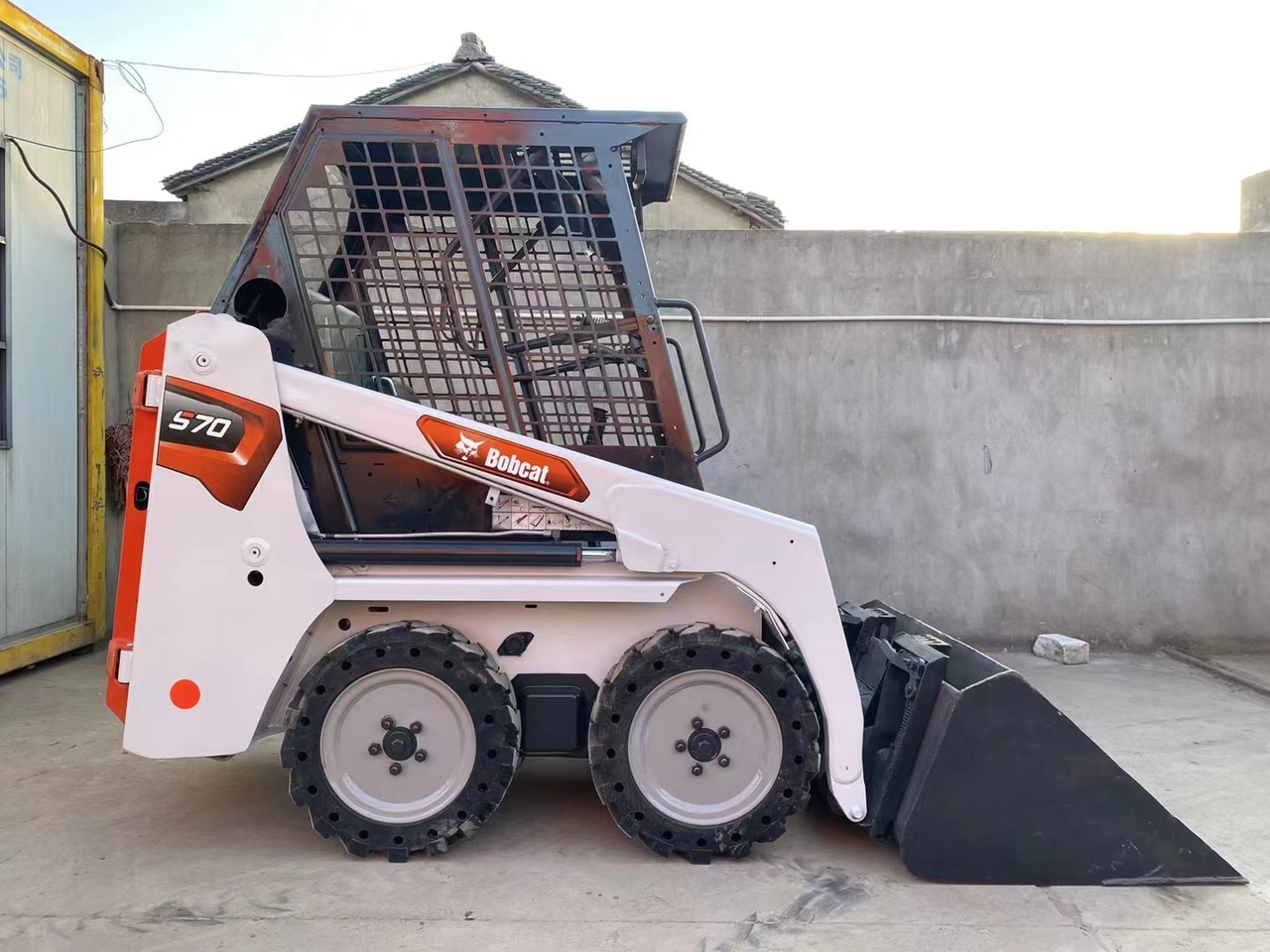 BOBCAT S70 Skid Steer Loader Click for Discount - Minicargadora: foto 1 BOBCAT S70 Skid Steer Loader Click for Discount - Minicargadora: foto 1