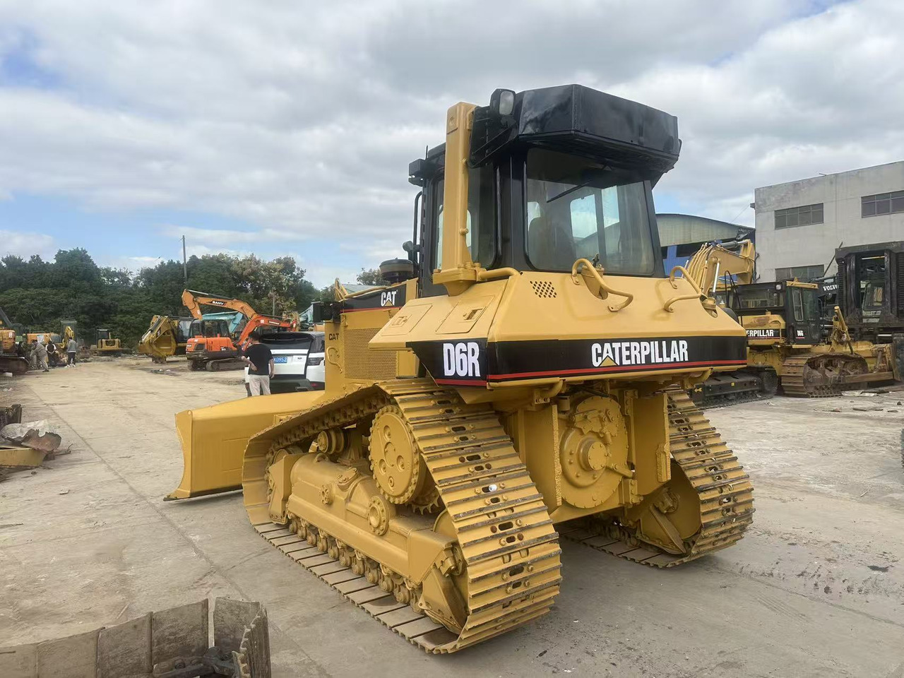 CATERPILLAR D6R Bulldozer Click forDiscount - Bulldozer: foto 4 CATERPILLAR D6R Bulldozer Click forDiscount - Bulldozer: foto 4
