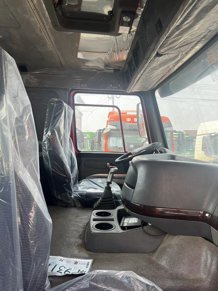 Cabeza tractora HOWO 380HP Truck Unit  6*4 Click Here for Discount: foto 7