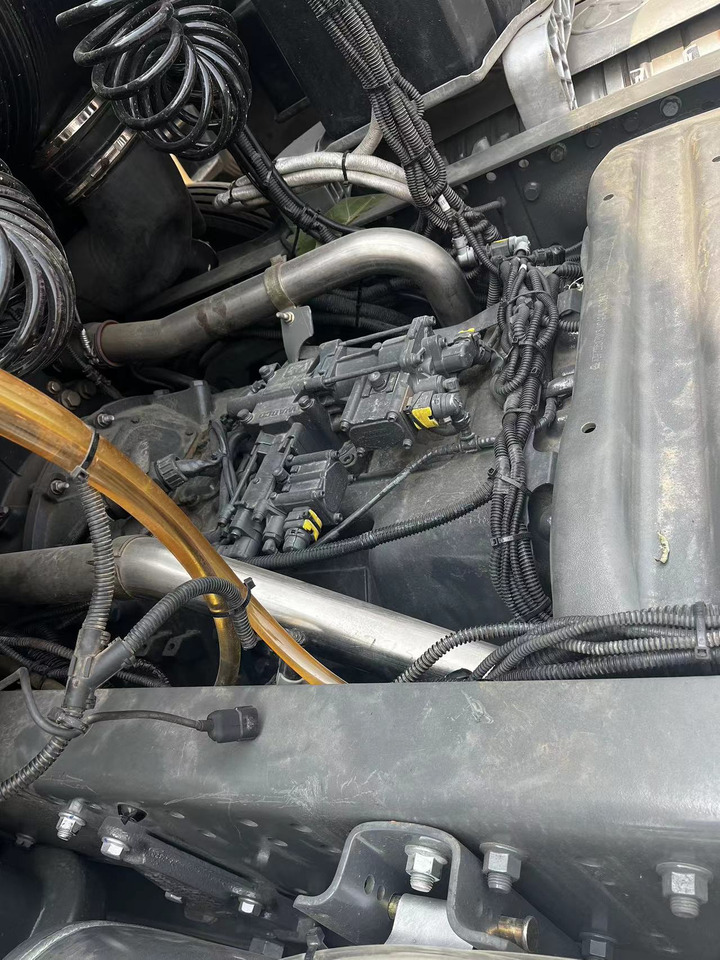 SHACMAN Truck Unit G7 4*2 Click Here for Discount - Cabeza tractora: foto 4 SHACMAN Truck Unit G7 4*2 Click Here for Discount - Cabeza tractora: foto 4