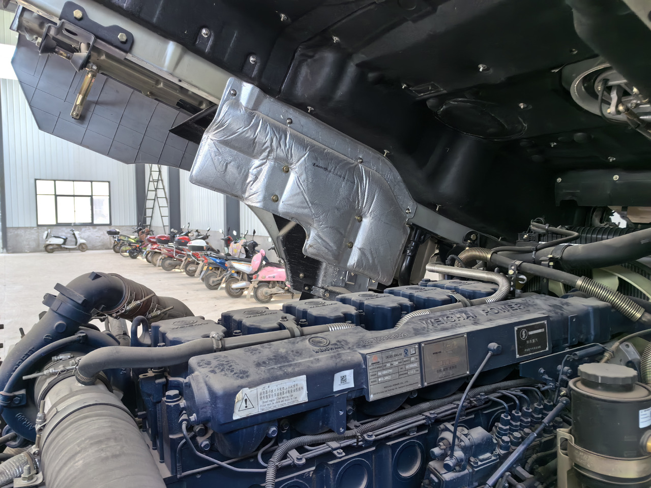 Shaanxi H3000 4*2 Truck Unit Click Here for Discount - Cabeza tractora: foto 5 Shaanxi H3000 4*2 Truck Unit Click Here for Discount - Cabeza tractora: foto 5