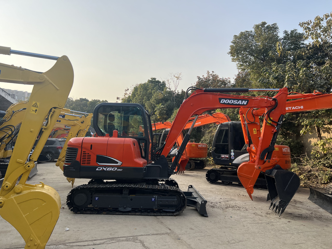 DOOSAN DX 60 Mini excavator - Miniexcavadora: foto 3 DOOSAN DX 60 Mini excavator - Miniexcavadora: foto 3