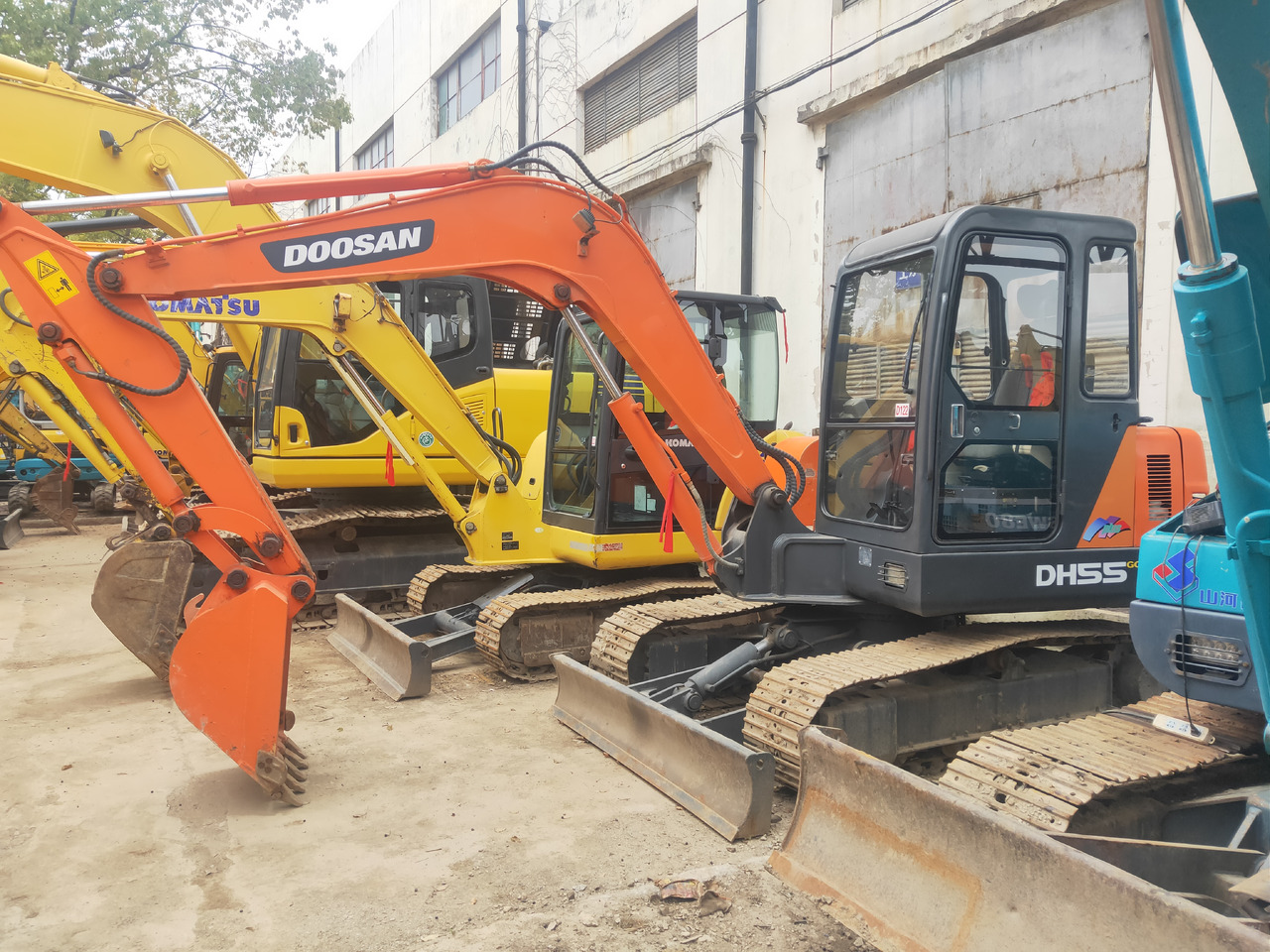 DOOSAN Mini Excavator DH5550 - Miniexcavadora: foto 3 DOOSAN Mini Excavator DH5550 - Miniexcavadora: foto 3