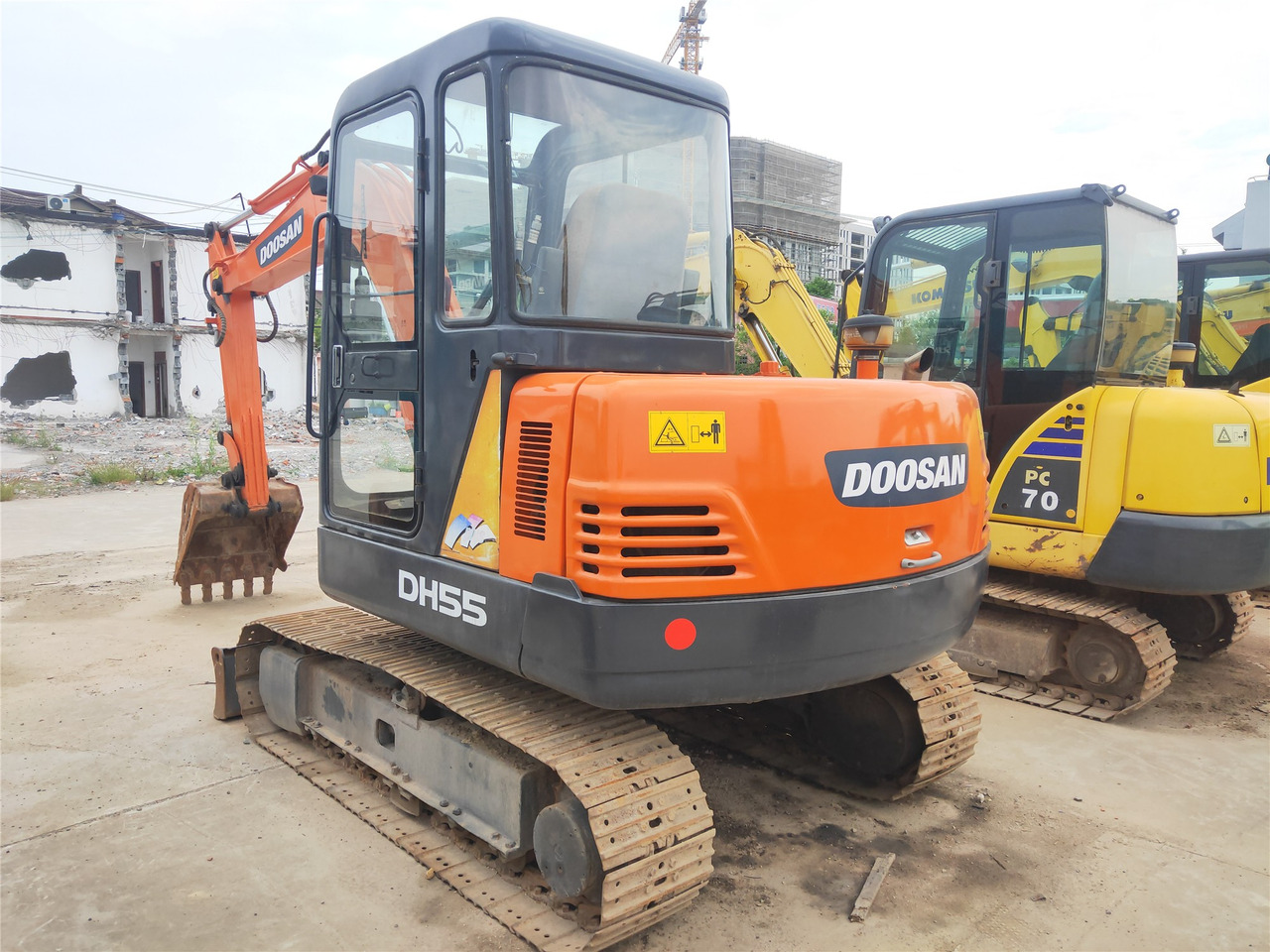 Excavadora de cadenas Doosan Crawler Excavator DH55 Good Condition Click for Discount: foto 8