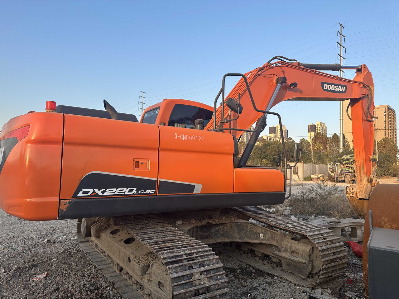 Doosan Mini Excavator DX220 - Miniexcavadora: foto 1 Doosan Mini Excavator DX220 - Miniexcavadora: foto 1