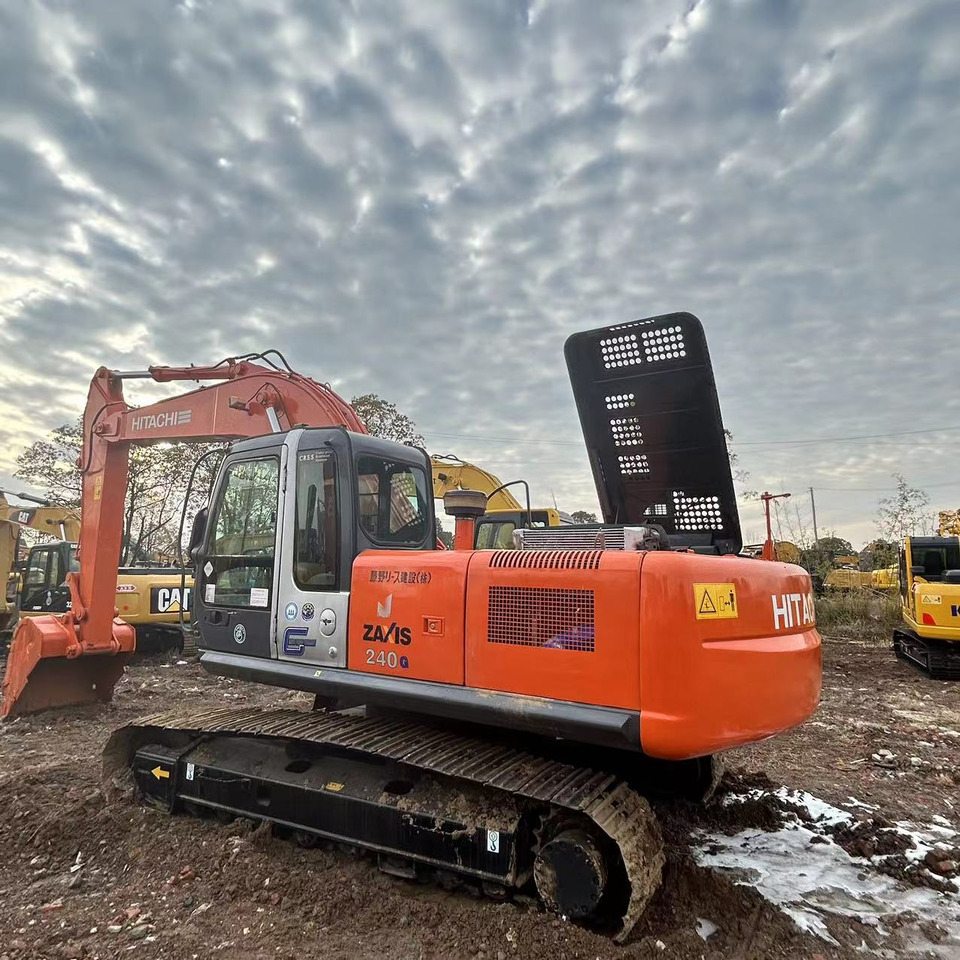HITACHI Crawler Excavator ZX240 Click Here for Discount - Excavadora de cadenas: foto 3 HITACHI Crawler Excavator ZX240 Click Here for Discount - Excavadora de cadenas: foto 3