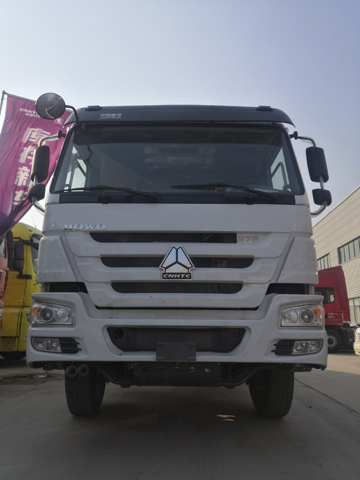 HOWO 10Cube Cement Mixer Truck 6*4 Click Here for Discount - Camión hormigonera: foto 3 HOWO 10Cube Cement Mixer Truck 6*4 Click Here for Discount - Camión hormigonera: foto 3