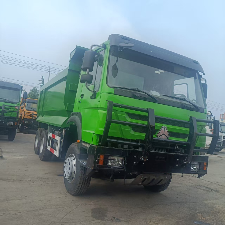 HOWO Dump Truck 6/4 Click Here for Discount - Camión volquete: foto 2 HOWO Dump Truck 6/4 Click Here for Discount - Camión volquete: foto 2