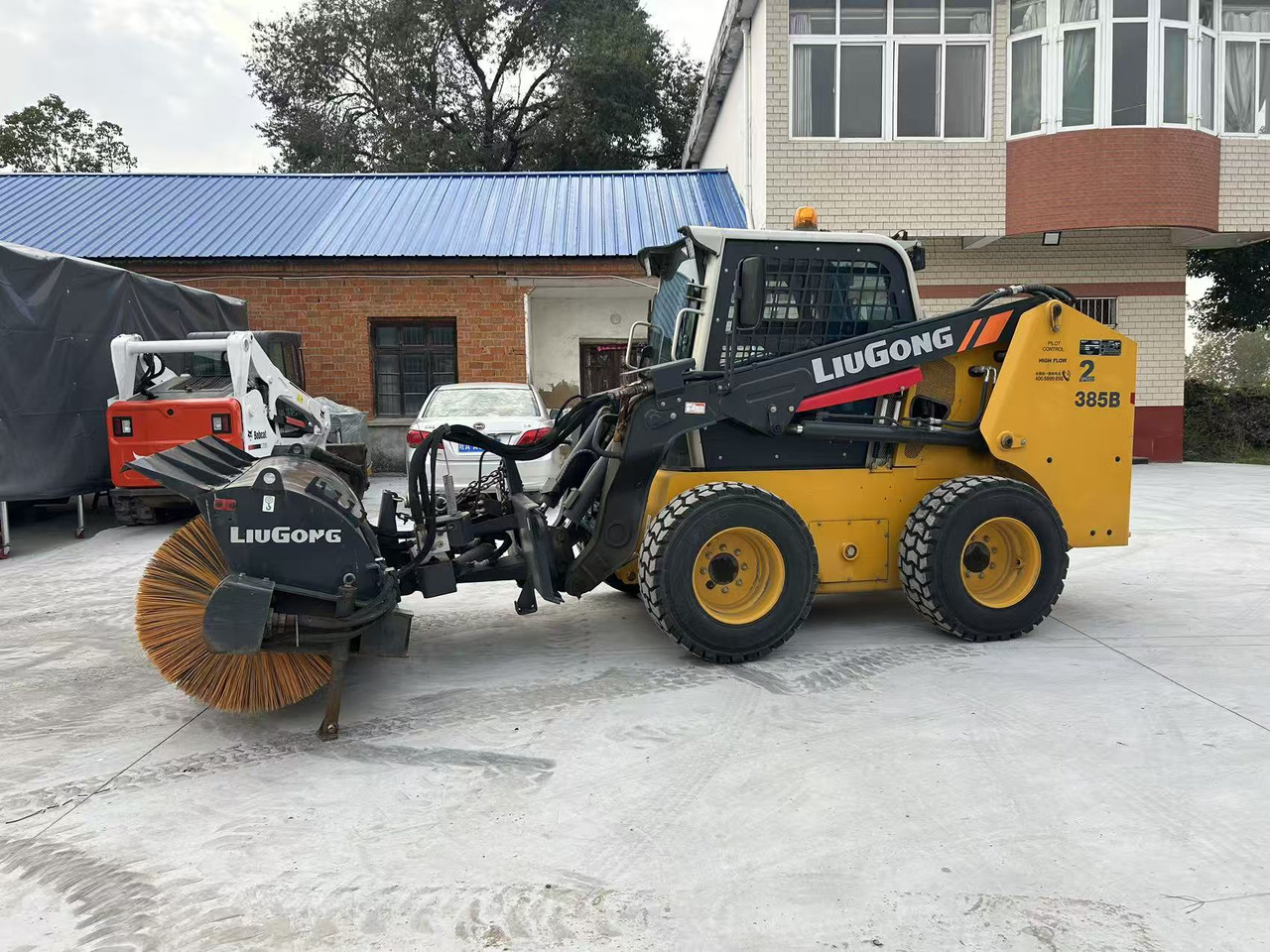 Liugong 385B Skid Steer Loader Click for Discount - Minicargadora: foto 3 Liugong 385B Skid Steer Loader Click for Discount - Minicargadora: foto 3