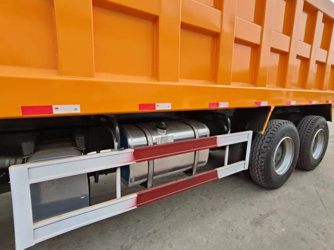 Camión volquete SINOTRUK HOWO 371 8X4 CLICK HERE FOR DISCOUNT: foto 6 Camión volquete SINOTRUK HOWO 371 8X4 CLICK HERE FOR DISCOUNT: foto 6