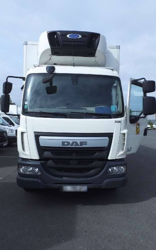 Camion Porteur FRIGO 14 TONNES 250 CV HAYON CARROSSERIE KLEGE MONO TEMP GROUPE CARRIER SUPRA 85 - Camión frigorífico: foto 4 Camion Porteur FRIGO 14 TONNES 250 CV HAYON CARROSSERIE KLEGE MONO TEMP GROUPE CARRIER SUPRA 85 - Camión frigorífico: foto 4