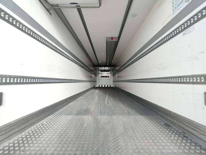 Semi-remorque 3 Essieux 38 TONNES HAYON CAISSE CHEREAU GROUPE CARRIER VECTOR HE 19 MT - Semirremolque frigorífico: foto 4 Semi-remorque 3 Essieux 38 TONNES HAYON CAISSE CHEREAU GROUPE CARRIER VECTOR HE 19 MT - Semirremolque frigorífico: foto 4