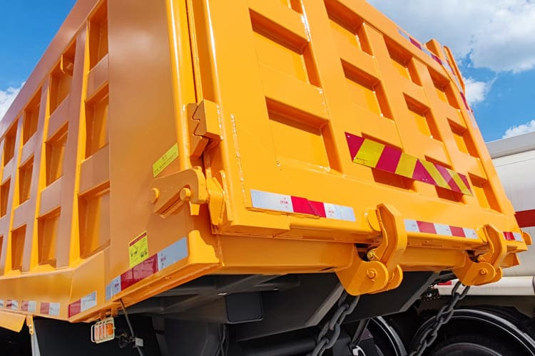 SHACMAN F2000 Shacman Truck for sale in Tanzania - Camión volquete: foto 4 SHACMAN F2000 Shacman Truck for sale in Tanzania - Camión volquete: foto 4