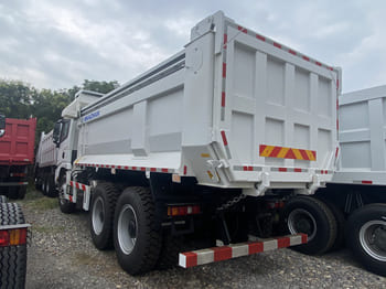 SHACMAN Shacman Tipper Truck for Sale in Jamaica - Camión volquete: foto 4 SHACMAN Shacman Tipper Truck for Sale in Jamaica - Camión volquete: foto 4