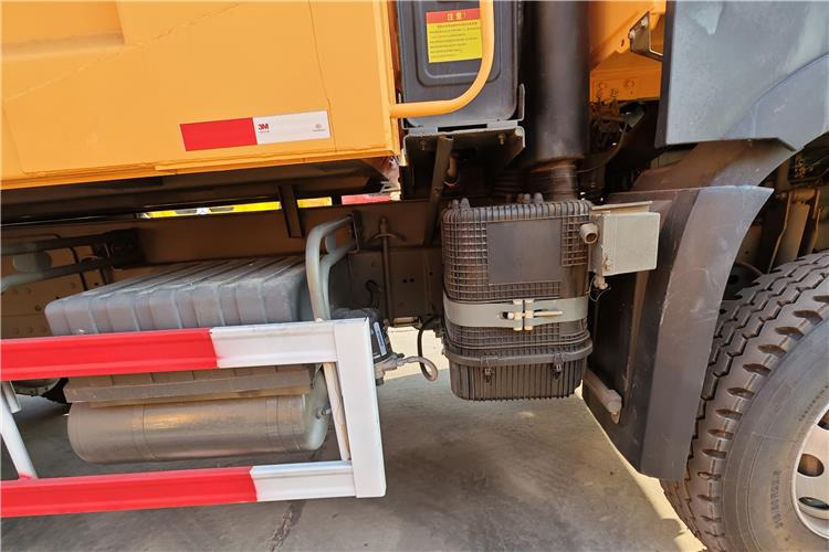 SINOTRUK Used Howo 371 hp Tipper Truck Price for Sale In Uganda - Camión volquete: foto 5 SINOTRUK Used Howo 371 hp Tipper Truck Price for Sale In Uganda - Camión volquete: foto 5