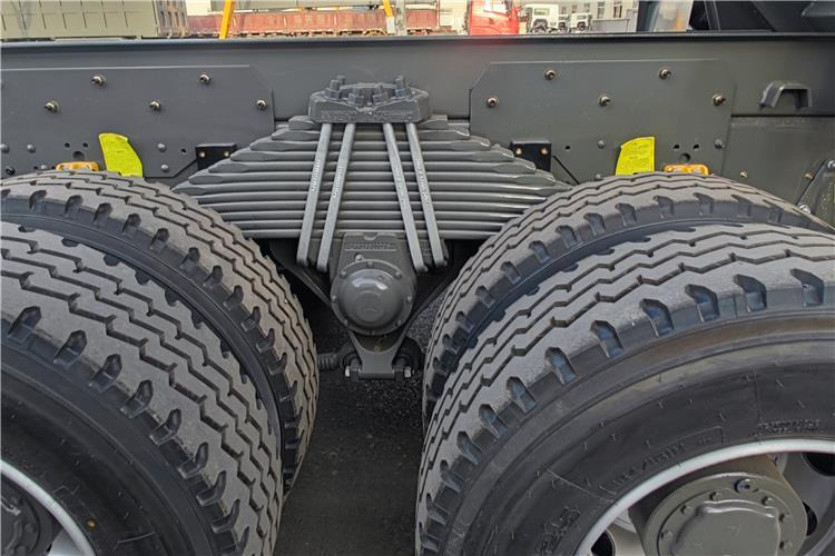 SINOTRUK Used Howo 400hp Dump Truck for Sale In Zambia - Camión volquete: foto 5 SINOTRUK Used Howo 400hp Dump Truck for Sale In Zambia - Camión volquete: foto 5