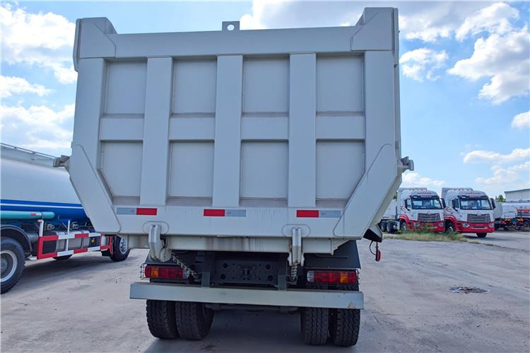Sinotruk Used Howo 400HP 12 Wheeler Dump Truck for Sale In Tanzania - Camión volquete: foto 3 Sinotruk Used Howo 400HP 12 Wheeler Dump Truck for Sale In Tanzania - Camión volquete: foto 3