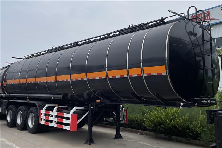 TITAN 3 Axle 38000 Litres Oil Tanker Trailer Price for Sale In Ghana - Semirremolque cisterna: foto 1 TITAN 3 Axle 38000 Litres Oil Tanker Trailer Price for Sale In Ghana - Semirremolque cisterna: foto 1