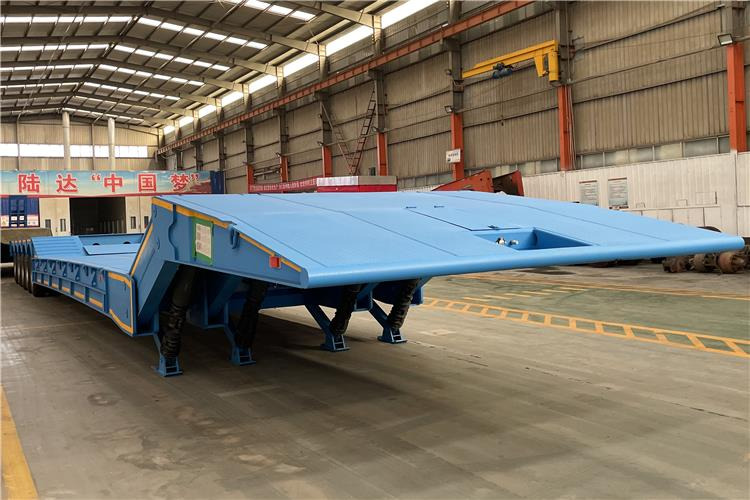 TITAN 4 Axle Folding Gooseneck Trailer for Sale In Zambia - Semirremolque góndola rebajadas: foto 3 TITAN 4 Axle Folding Gooseneck Trailer for Sale In Zambia - Semirremolque góndola rebajadas: foto 3