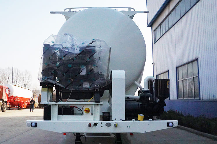 TITAN Bulk Cement Truck Trailer for Sale in Mali - Semirremolque cisterna: foto 5 TITAN Bulk Cement Truck Trailer for Sale in Mali - Semirremolque cisterna: foto 5