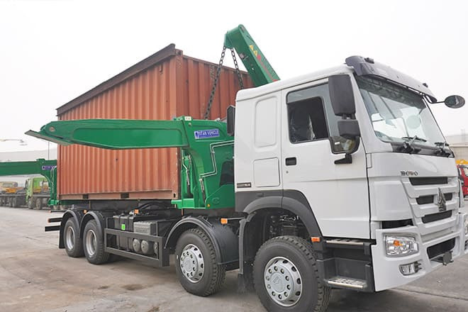 XCMG 20 Ft Side Loader Truck for Sale in Zambia - Camión portacontenedore/ Intercambiable: foto 5 XCMG 20 Ft Side Loader Truck for Sale in Zambia - Camión portacontenedore/ Intercambiable: foto 5