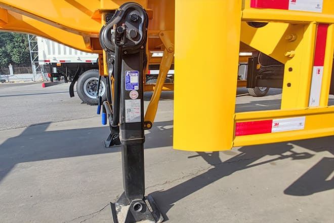 XCMG 40 Ton Sidelifter Container Trailer for Sale in Guyana - Semirremolque portacontenedore/ Intercambiable: foto 4 XCMG 40 Ton Sidelifter Container Trailer for Sale in Guyana - Semirremolque portacontenedore/ Intercambiable: foto 4