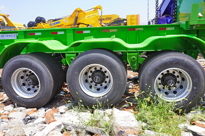 XCMG China 37Ton Side Lifter for Sale in Togo - Semirremolque portacontenedore/ Intercambiable: foto 4 XCMG China 37Ton Side Lifter for Sale in Togo - Semirremolque portacontenedore/ Intercambiable: foto 4