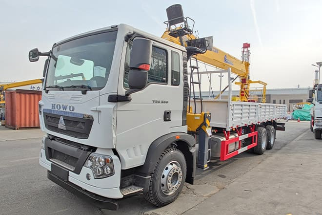 XCMG Truck Mounted Crane for Sale in Algeria - Camión grúa: foto 1 XCMG Truck Mounted Crane for Sale in Algeria - Camión grúa: foto 1
