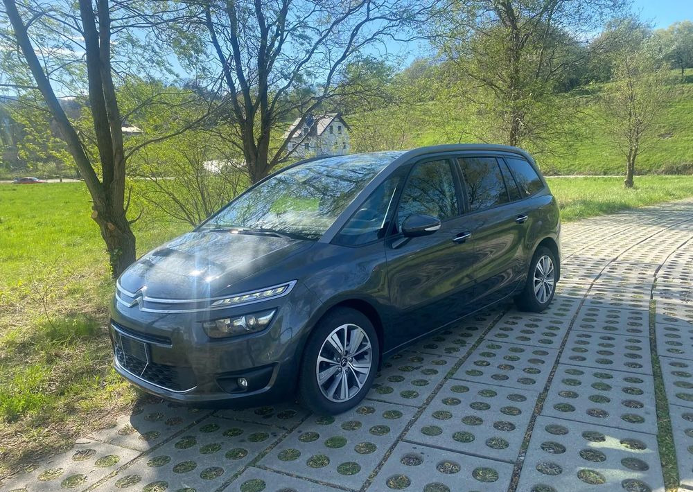 Citroën C4 Grand Picasso BlueHDi 120 EAT6 Selection - Minibús, Furgoneta de pasajeros: foto 5 Citroën C4 Grand Picasso BlueHDi 120 EAT6 Selection - Minibús, Furgoneta de pasajeros: foto 5