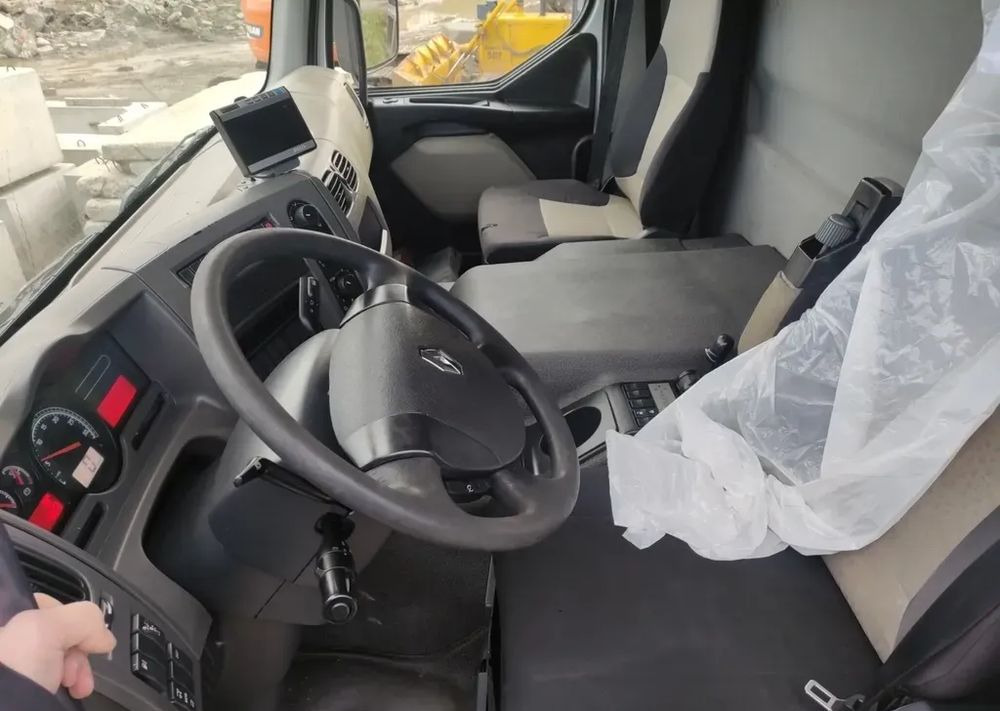 Camión chasis Renault Premium 26.380 Dxi  6x2 rama do zabudowy: foto 6 Camión chasis Renault Premium 26.380 Dxi  6x2 rama do zabudowy: foto 6