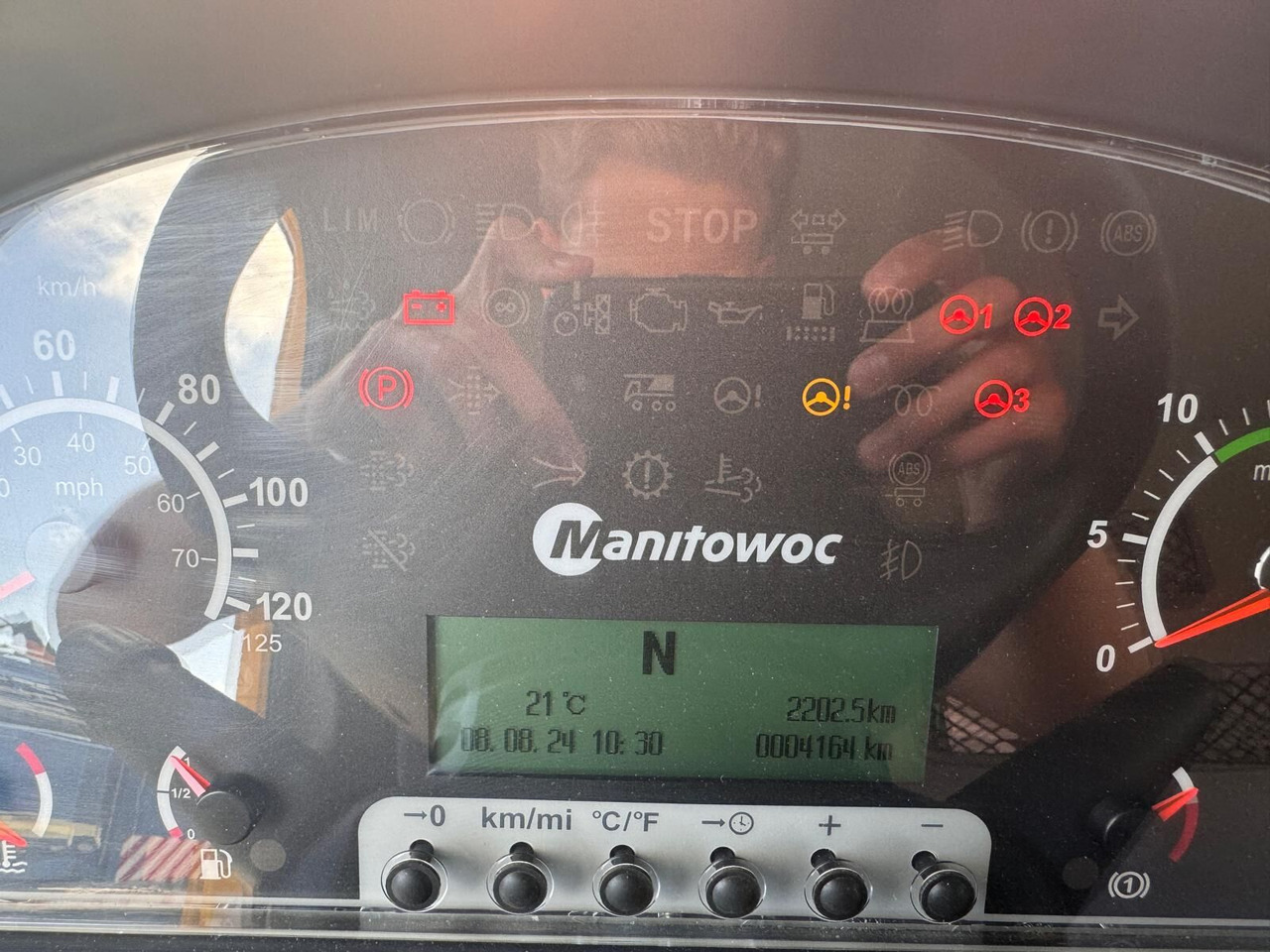 Autogrúa Grove Grove GMK 6300 L-1: foto 8 Autogrúa Grove Grove GMK 6300 L-1: foto 8