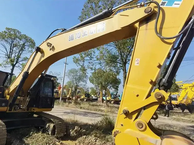 2022 Caterpillar 330D - Excavadora de cadenas: foto 4 2022 Caterpillar 330D - Excavadora de cadenas: foto 4