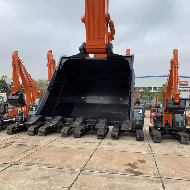 Excavadora de cadenas 2023 Hitachi ZX360: foto 9