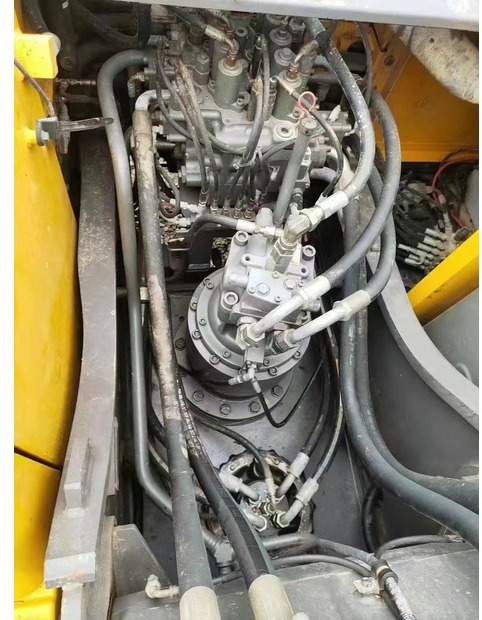 Excavadora de cadenas 2024 Volvo EC220: foto 8 Excavadora de cadenas 2024 Volvo EC220: foto 8