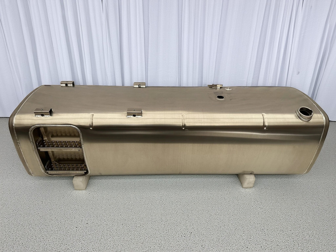 DAF  - Depósito de combustible: foto 1 DAF  - Depósito de combustible: foto 1