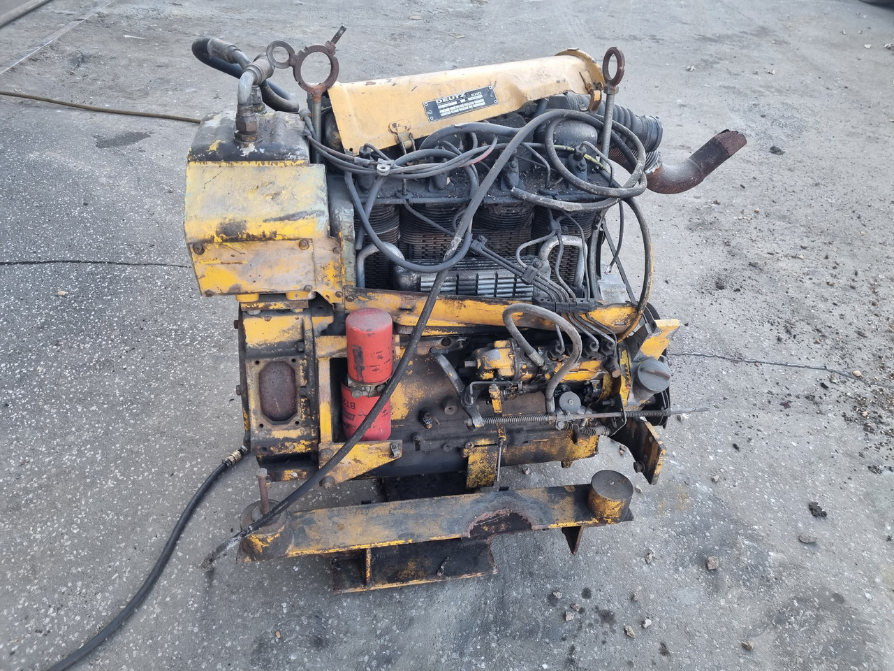 DEUTZ F4L912 - Motor para Maquinaria de construcción: foto 4 DEUTZ F4L912 - Motor para Maquinaria de construcción: foto 4