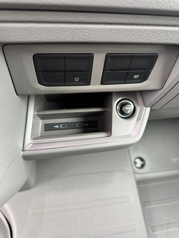 Camión portavehículos nuevo MAN 6.160 Automatic Schlafkab Sofort VerfÜGbar-: foto 22 Camión portavehículos nuevo MAN 6.160 Automatic Schlafkab Sofort VerfÜGbar-: foto 22