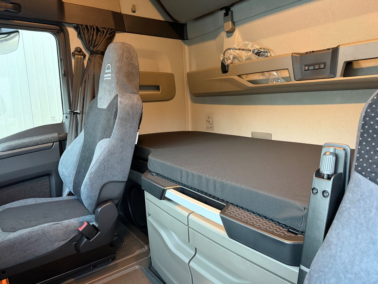 Leasing de  MAN TGX18.540 ALU/LED/2-Hyd MAN TGX18.540 ALU/LED/2-Hyd: foto 11