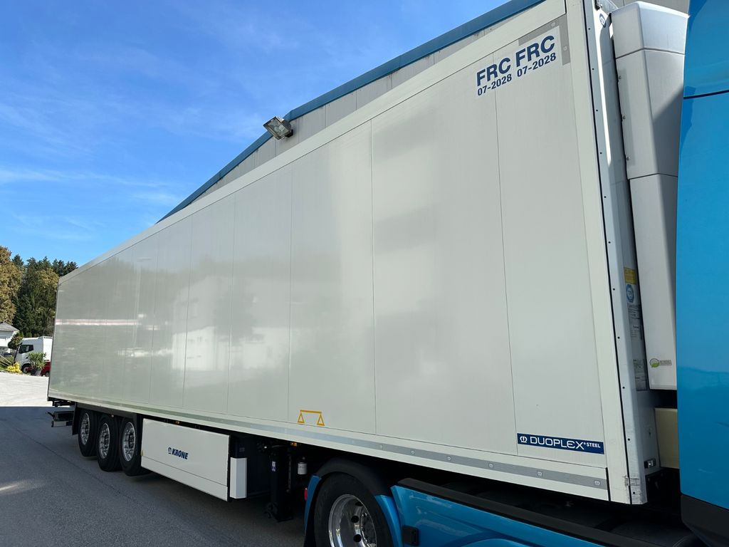 Krone SD 27 Thermoking Spectrum Multitemp Pharma Safe Krone SD 27 Thermoking Spectrum Multitemp Pharma Safe - Semirremolque frigorífico: foto 2 Krone SD 27 Thermoking Spectrum Multitemp Pharma Safe Krone SD 27 Thermoking Spectrum Multitemp Pharma Safe - Semirremolque frigorífico: foto 2