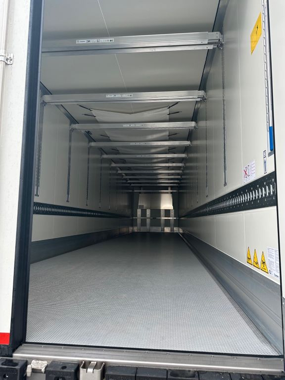 Krone SDR 27 Vector 1550 Doppelstock/Blumenbreit Krone SDR 27 Vector 1550 Doppelstock/Blumenbreit - Semirremolque frigorífico: foto 5 Krone SDR 27 Vector 1550 Doppelstock/Blumenbreit Krone SDR 27 Vector 1550 Doppelstock/Blumenbreit - Semirremolque frigorífico: foto 5