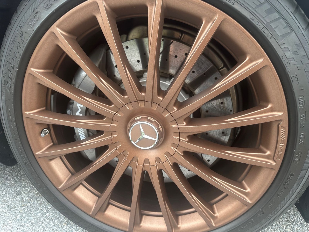 Sedan Mercedes-Benz S 65 AMG Final Edition 1/130: foto 13 Sedan Mercedes-Benz S 65 AMG Final Edition 1/130: foto 13