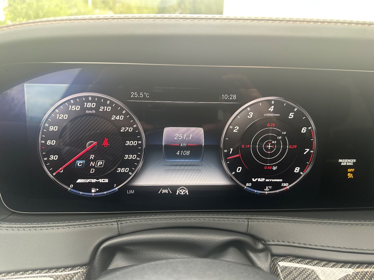 Sedan Mercedes-Benz S 65 AMG Final Edition 1/130: foto 7 Sedan Mercedes-Benz S 65 AMG Final Edition 1/130: foto 7