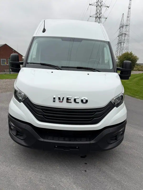 Furgón nuevo Iveco Daily 35-140 *L3H2*DISPO DE STOCK*Airco*Cruise control: foto 8