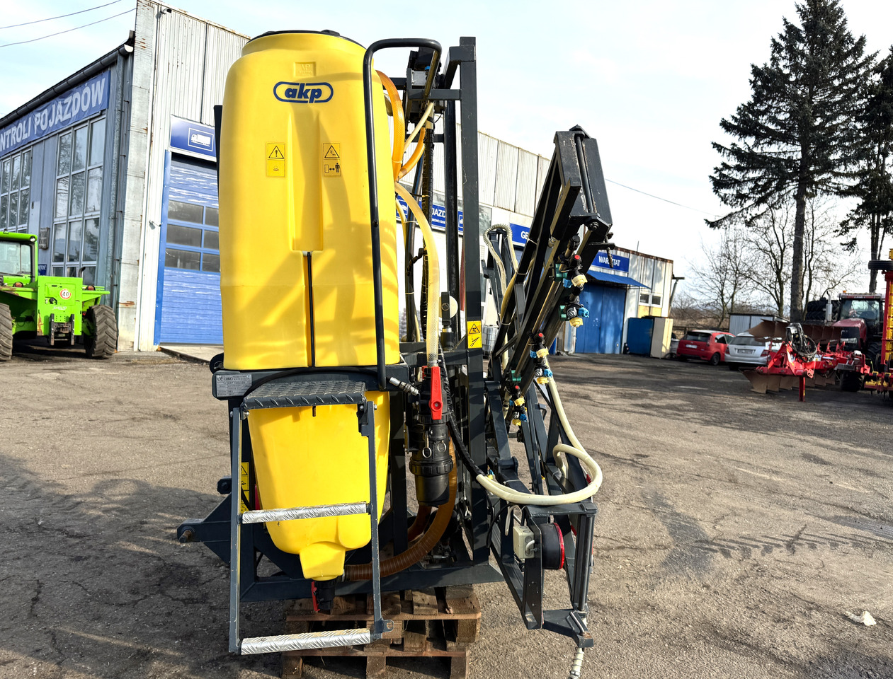 AKP 1200 - 2011 ROK - 12 M - Pulverizador suspendido: foto 4 AKP 1200 - 2011 ROK - 12 M - Pulverizador suspendido: foto 4