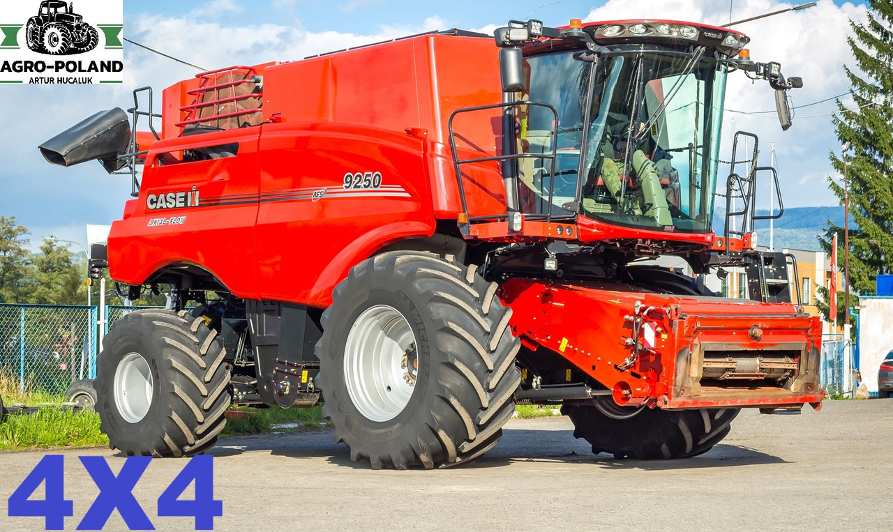 CASE IH IH 9250 AFS - 2019 ROK - 4X4 - 10,7 M. - GPS - AUTOPILOT - 2754H - Cosechadora de granos: foto 1 CASE IH IH 9250 AFS - 2019 ROK - 4X4 - 10,7 M. - GPS - AUTOPILOT - 2754H - Cosechadora de granos: foto 1