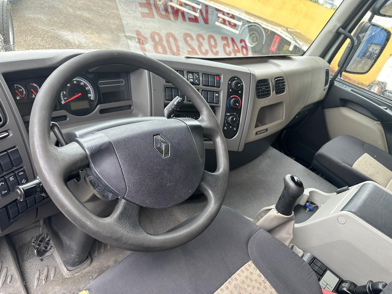 RENAULT PREMIUM 380 - Camión lona: foto 4 RENAULT PREMIUM 380 - Camión lona: foto 4