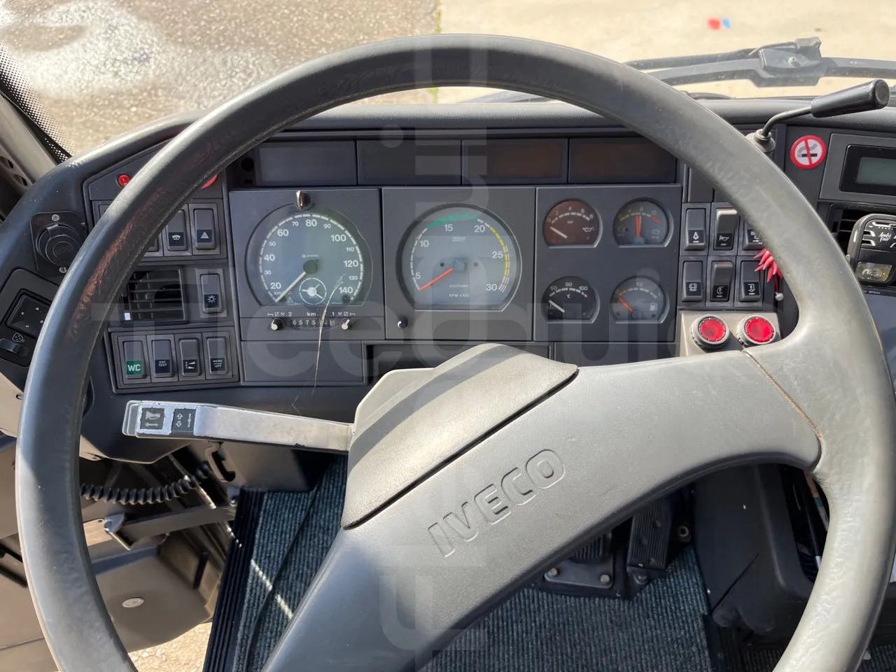 Iveco 380 - Autocar: foto 3 Iveco 380 - Autocar: foto 3