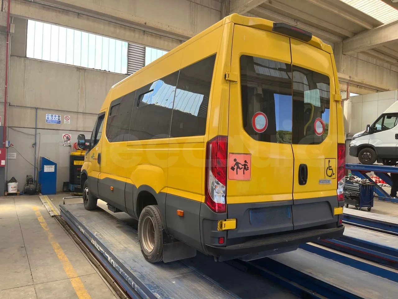 Autobús escolar Iveco Daily: foto 7 Autobús escolar Iveco Daily: foto 7