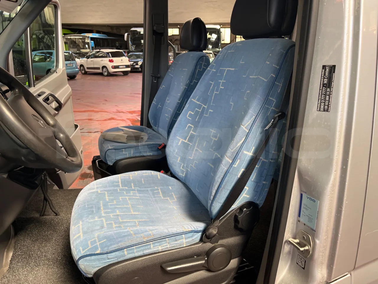 Minibús, Furgoneta de pasajeros Mercedes-Benz Sprinter: foto 17