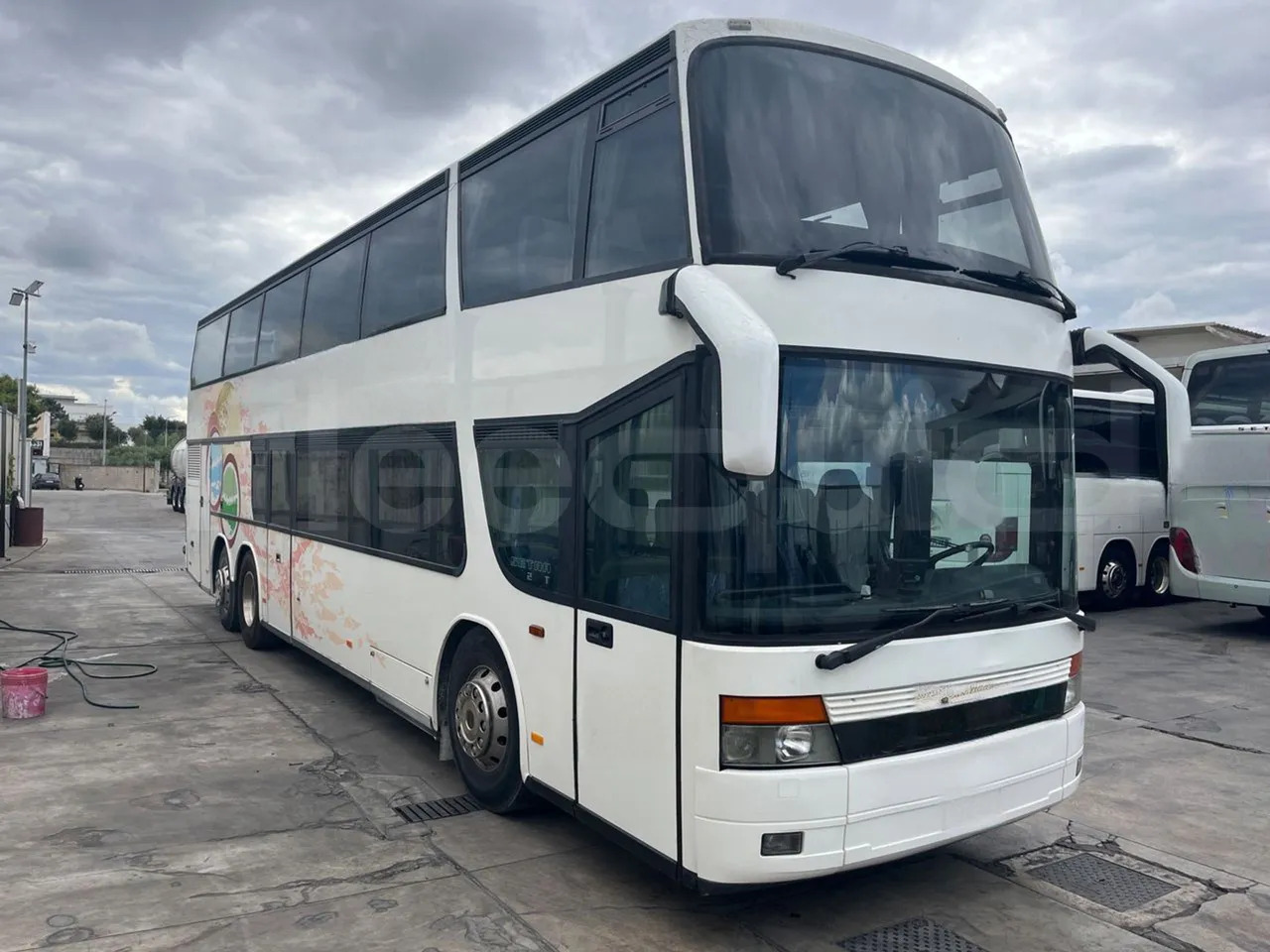Setra S328 - Autobús de dos pisos: foto 1 Setra S328 - Autobús de dos pisos: foto 1